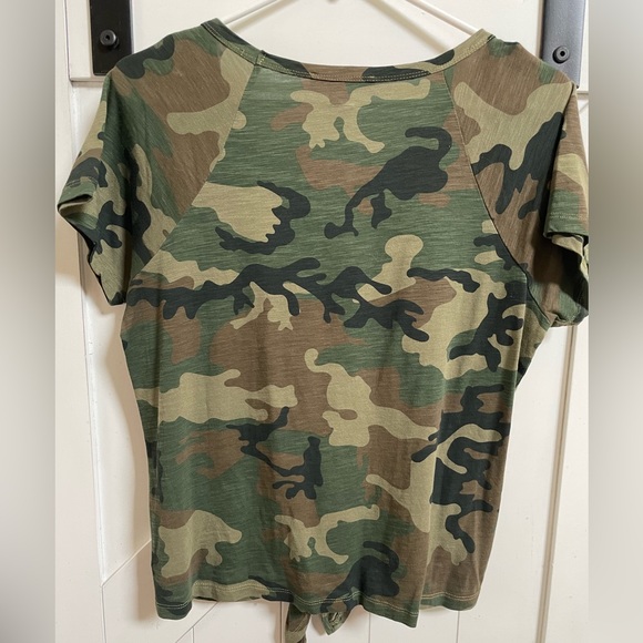 Sanctuary Camo Tie Tee - Picture 2 of 3